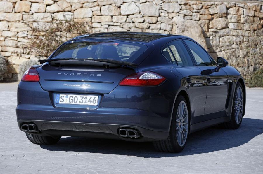  Porsche Panamera GTS 2013 года  (фото 29 из 52)